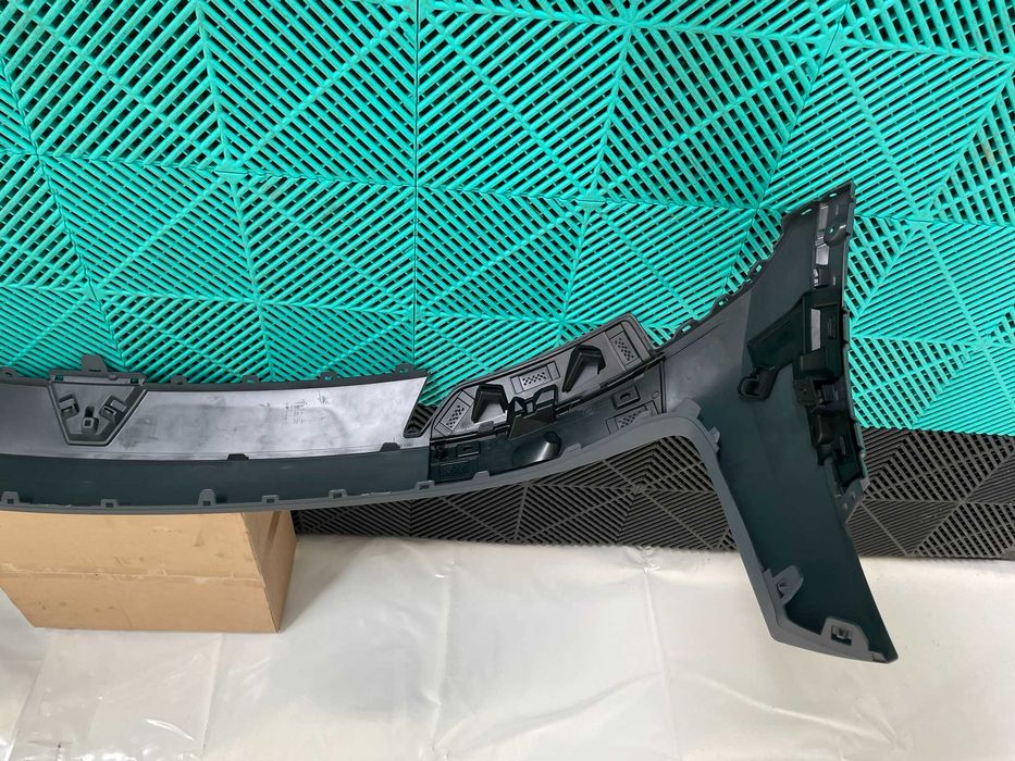 Bara fata Renault 5 E Tech noua originala Renault