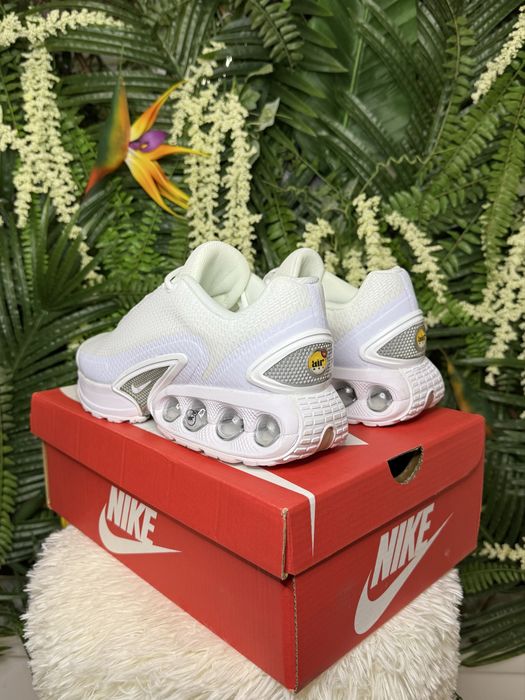 Nike Air Max DN White