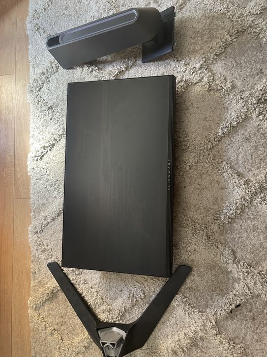 AlienWare AW2521HFA 240Hz-functional,panou spart -ideal pentru piese