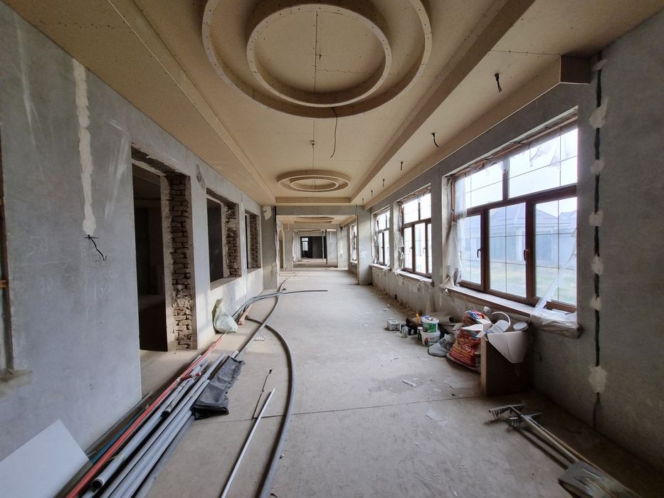 Yer Uy Sotiladi  (18sot)