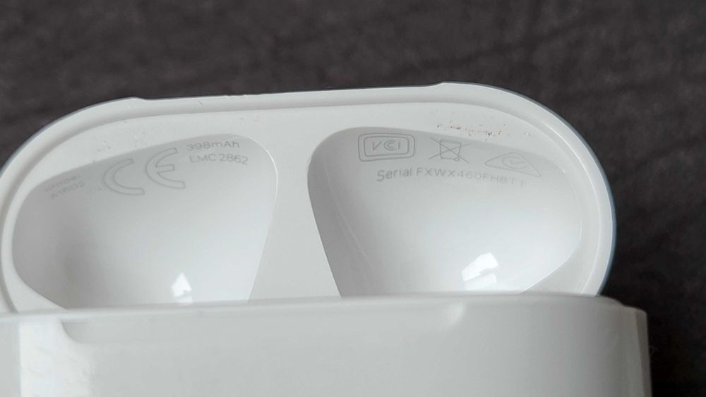 Apple incarcator casti  AirPod 1 si 2 Generatie model A1602 fuctionale