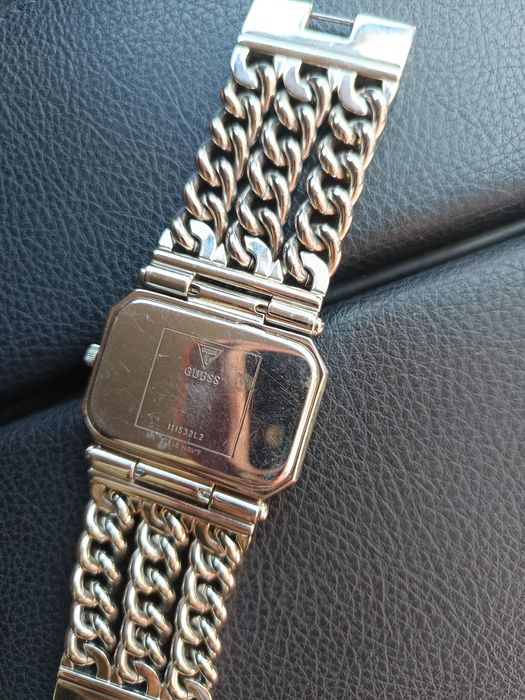 Guess watch / Дамски часовник/