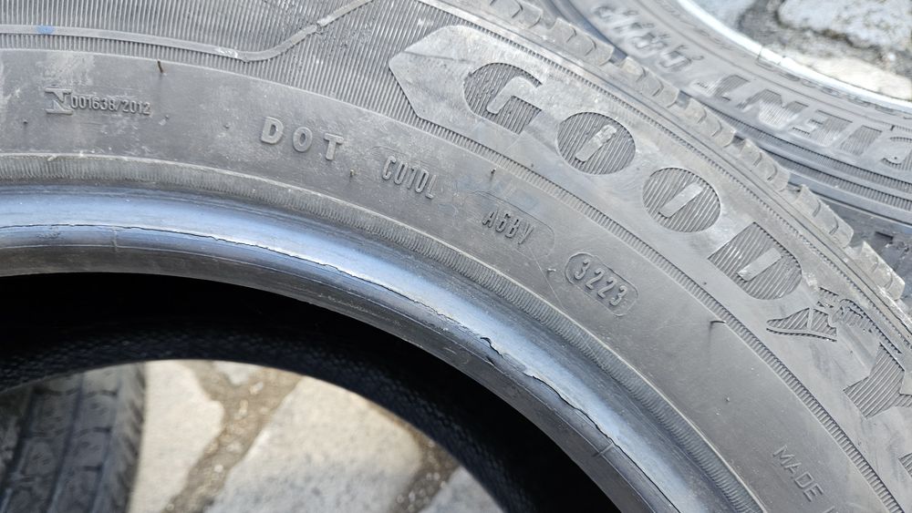 Goodyear Efficient grip cargo 215 65 R16C