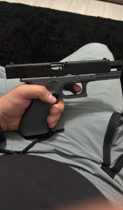 Glock 17 gen 5 co2 blowback real