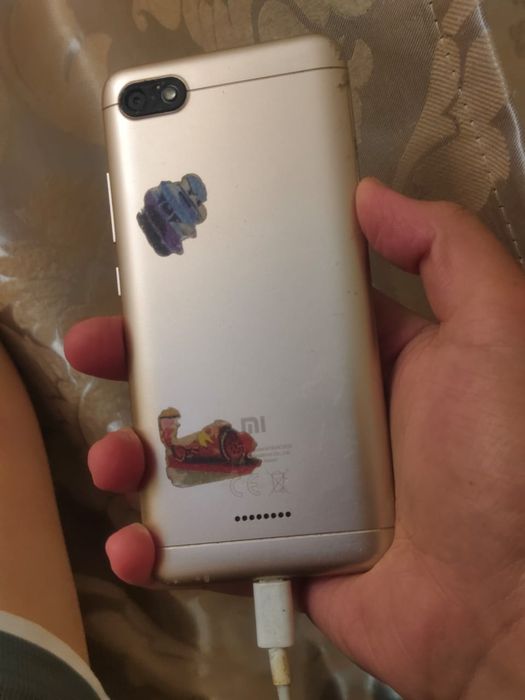 Ксиаоми экран в царапинах