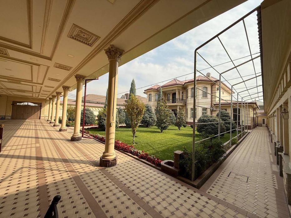 Элегантный дом премиум-класса в аренду