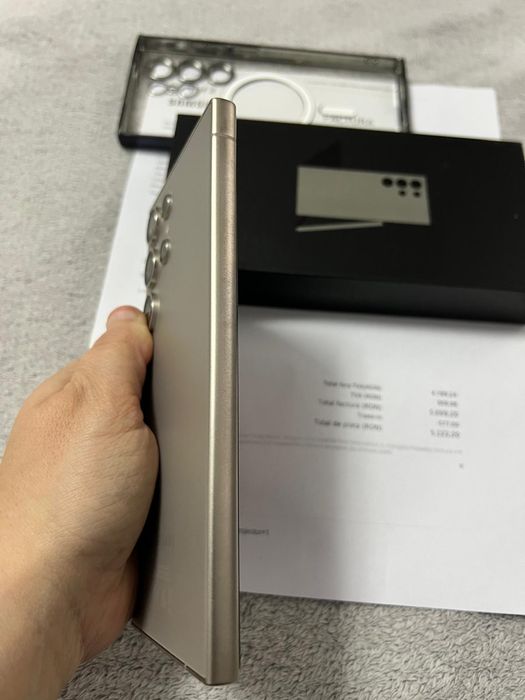 Vând Samsung S24 ultra 256Gb Garantie/Impecabil