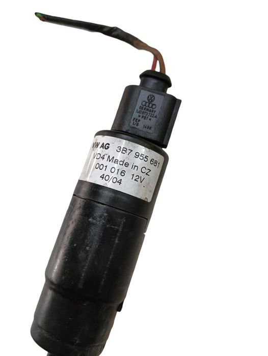 Pompa Spalator Parbriz Volkswagen Passat 3C2 2005 - 2010 Vw 3B7955681