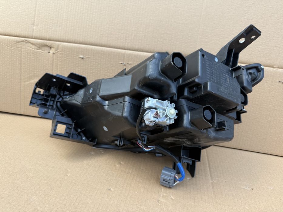 Фар Mazda CX3 LED