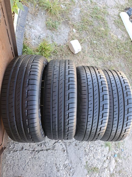 Продам шины. 215/55/17 континенталь
