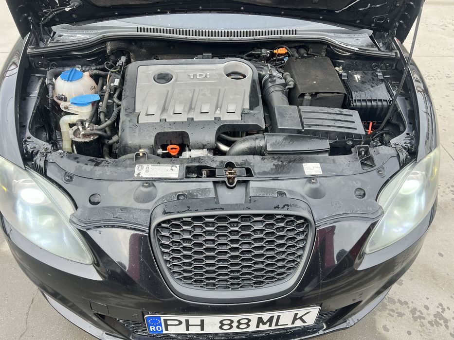 Seat Leon  hatchback 2011