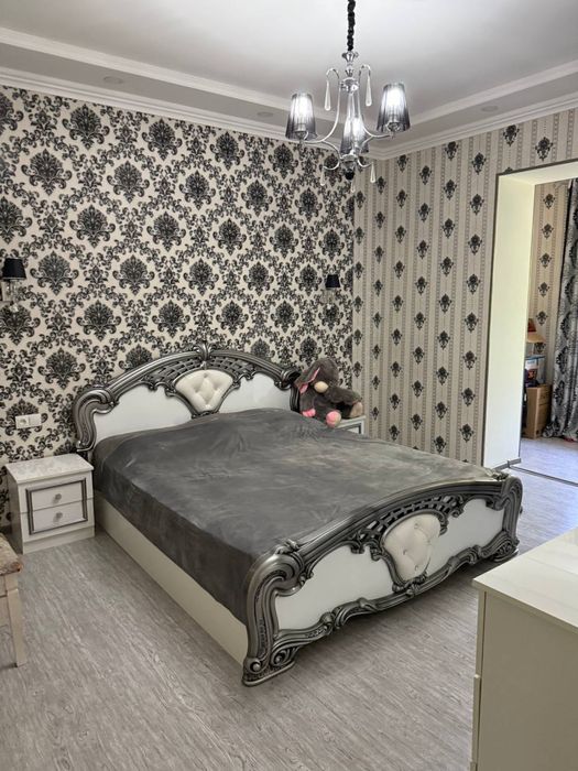 Сдается на навои 2 ком с ремонтом