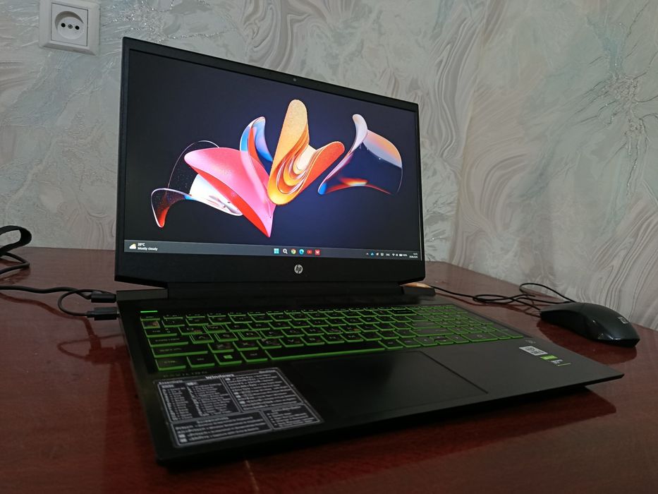 Ноутбук HP Pavilion Gaming