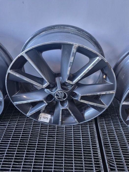 Jante aliaj Skoda Yeti Facelift 2013 - 2017 (1375) R17 Et45 5*112