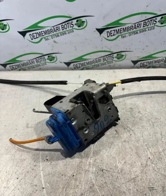 Broasca usa spate stanga Audi A4 1996 1.9 TDI MT (110 hp)