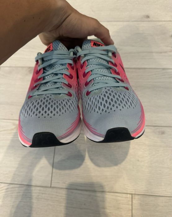 Nike pegasus маратонки