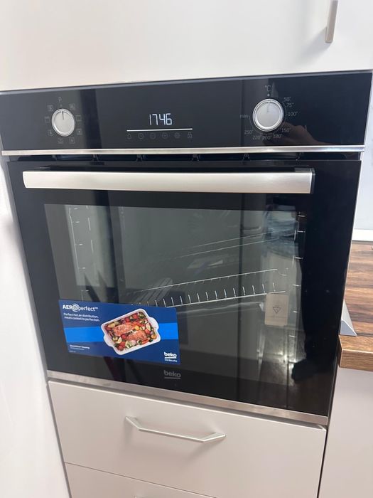 Inchiriez apartament 2 camere