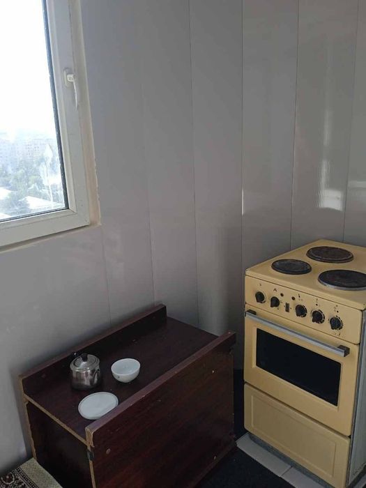 Сергели 8 . 3 хонали квартира сотилади