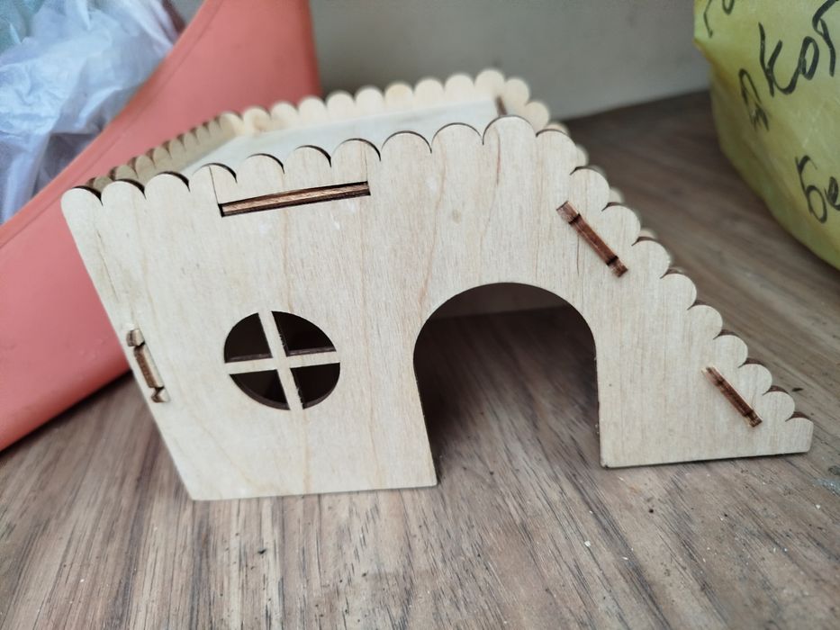 Продам домик для хомяков