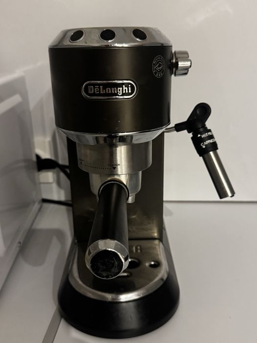 Кофеварка De’Longhi EC 685 M