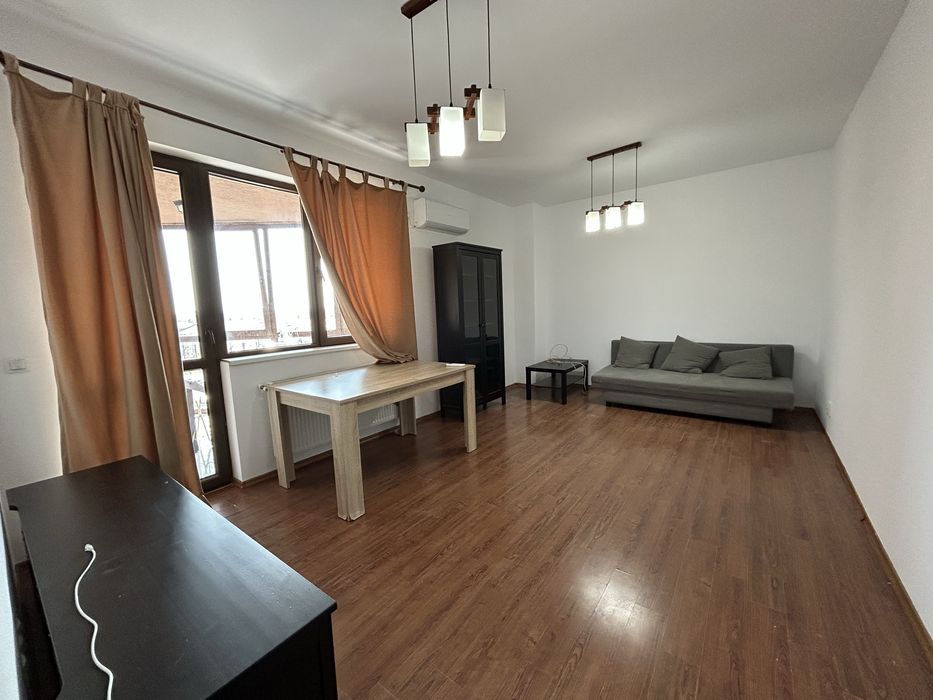 Apartament de închiriat.(Zona Dobroești)