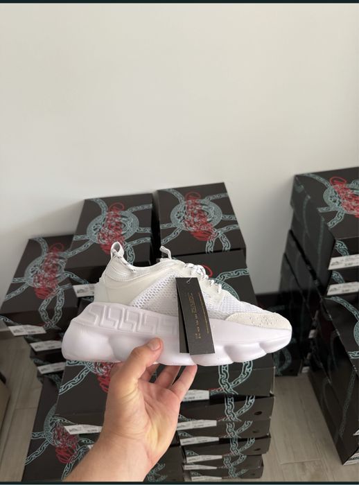 Versace Chain Reaction