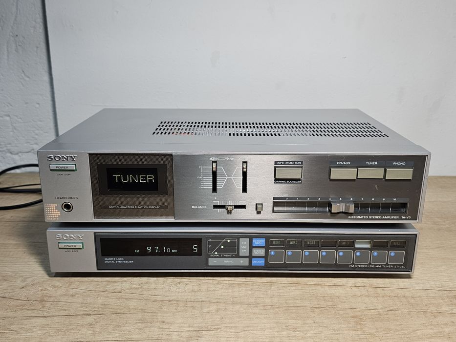 sistem audio SONY ,amplificator TA-V3, tuner ST-V5L, vintage digital
