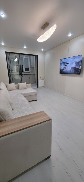 Своя Новая 3 комнатная/2/4 Экобазар Чимган Феруза