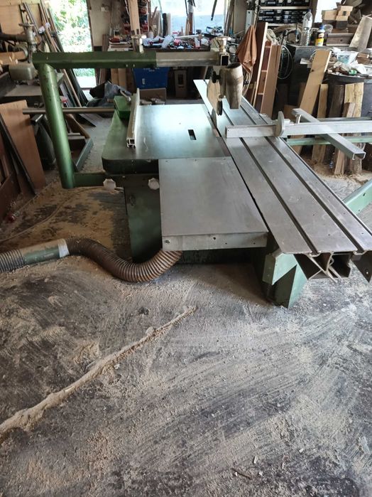 Utilaje tamplarie circular cu masa mobila