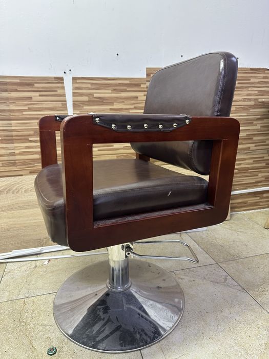 Кресло парикмахер