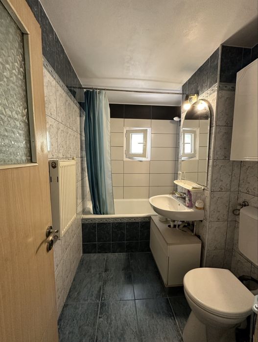 Apartament 3 camere, zona centrala Deva