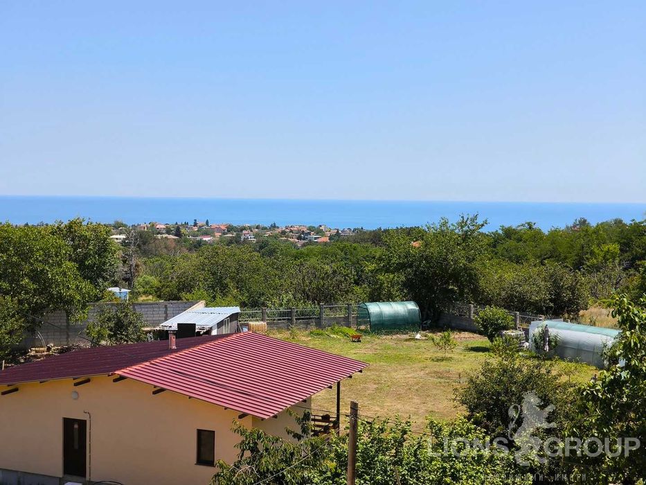 Дава се под наем Тристаен апартамент в Варна, м-т Траката - 98 кв.м за 129990 € - Снимка #13