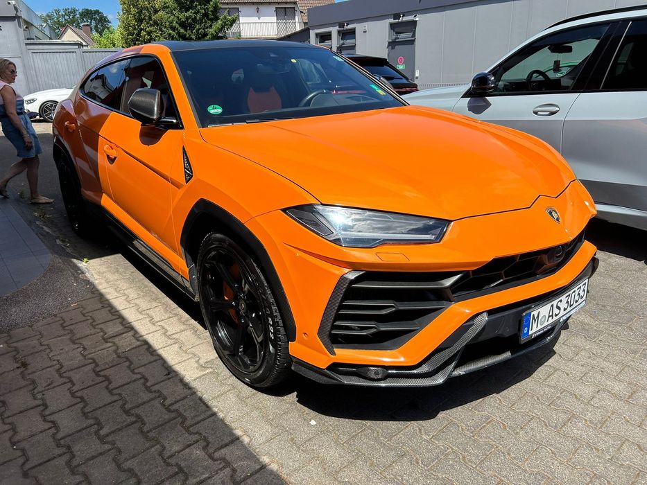 LAMBORGHINI URUS 2021 — imagine 3
