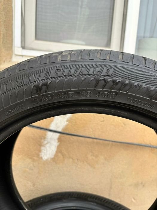 Продается шины Bridgestone 245/4518