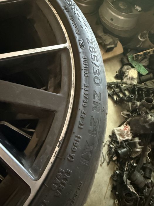 Джанти с гуми Audi RS6 C7 C7,5 G4 21 цола ( чисто нови гуми ) ( rs6 rs7 )( S6 C7 )(2013 2014 2015 2016 2017 2018 2019 )( Ауди Рс 6 Ц7 4Г )