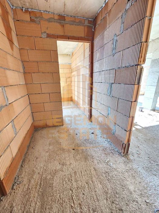 4-стаен в Варна-Цветен площ 247 цена 331000