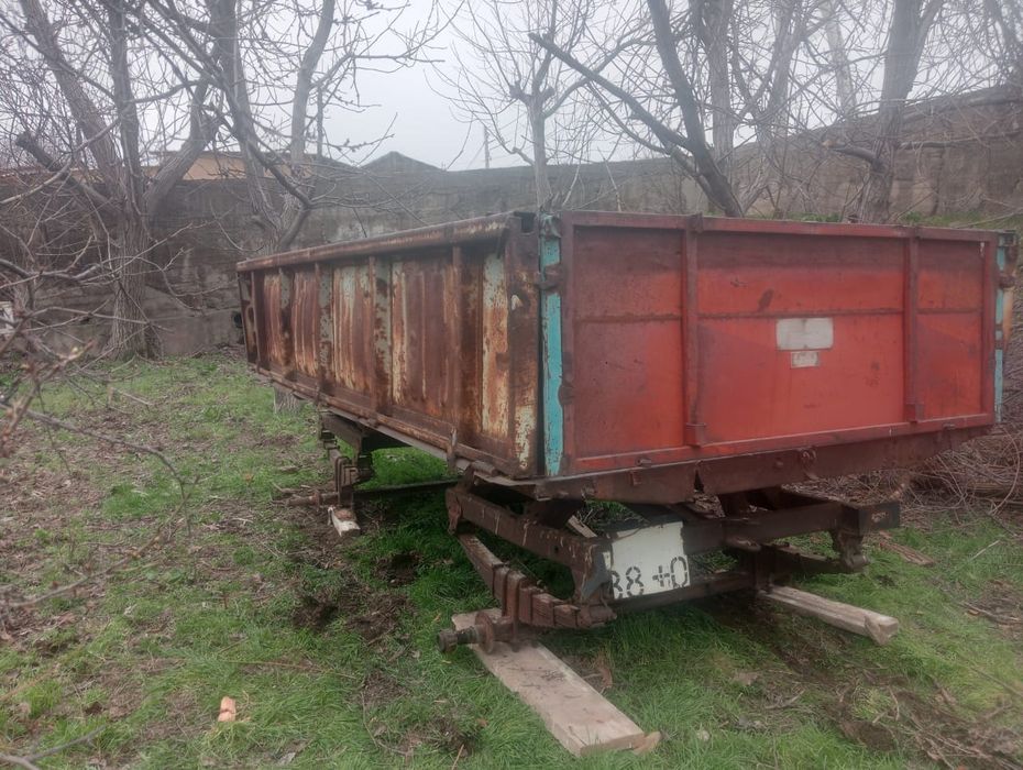 Транспорт, Трактор