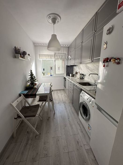 Продава се Тристаен апартамент в Варна, Виница - 80 кв.м за 1938 €/кв.м - Снимка #9