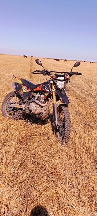 Продам эндуро 250 куб