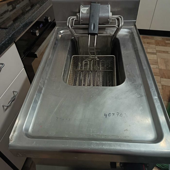 Fripteuza 380v cu o cuva