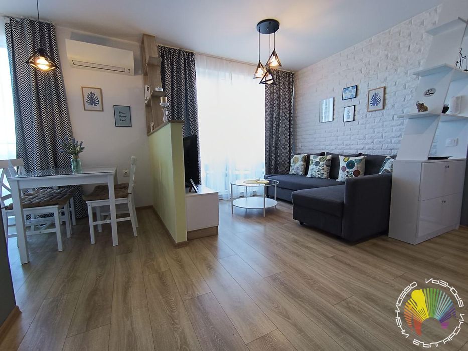 Дава се под наем Двустаен апартамент в Бургас, Изгрев - 55 кв.м за 510 € - Снимка #4