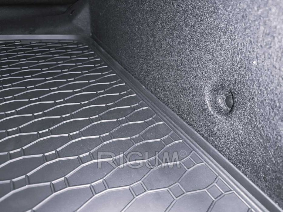 Гумени стелки или багажник Dacia Duster 3 от 2024 г.