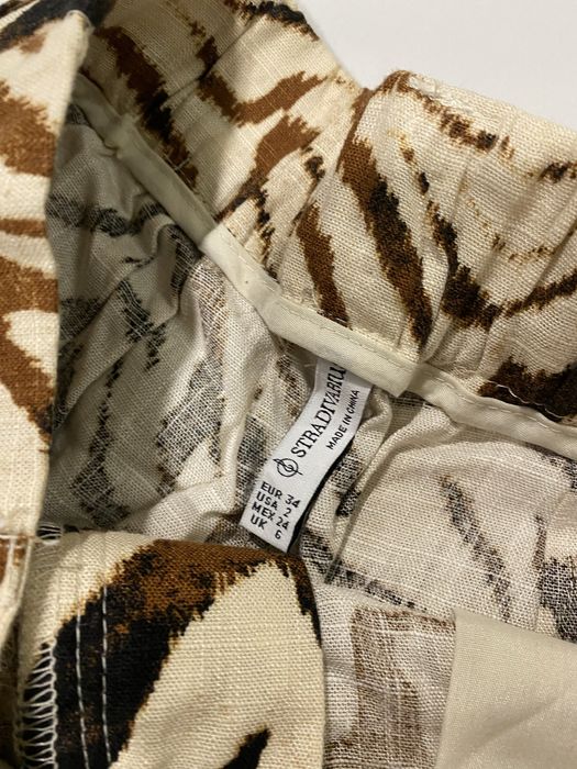 панталони Stradivarius