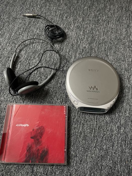 CD Player Portabil SONY Walkman D-EJ360 cu casti Philips