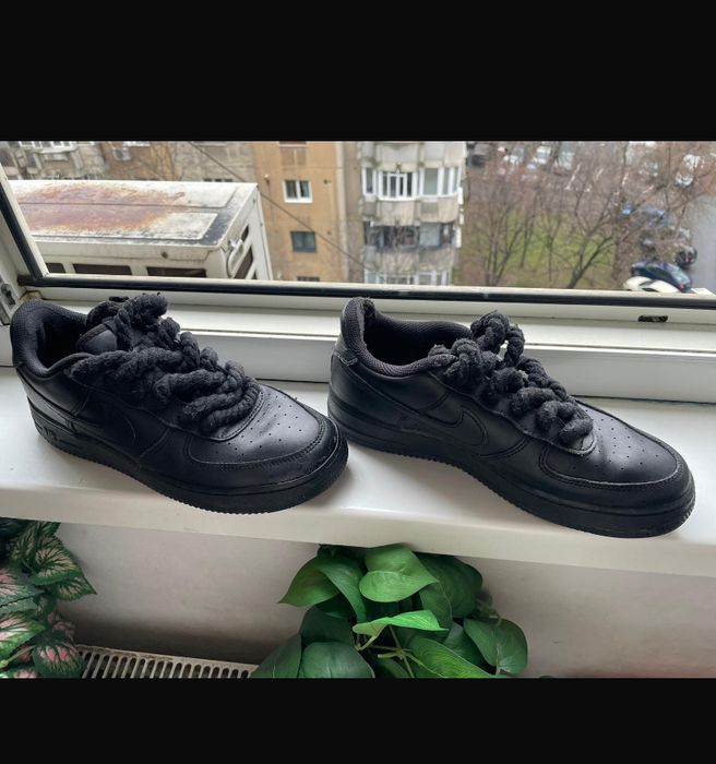Nike airforce triple black MARIMEA 40