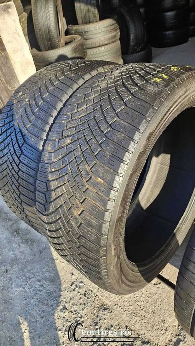 285/40 R22 • Iarna • Yokohama BluEarth Winter V906 110W | 2 buc | DOT 2023 | Pret/buc