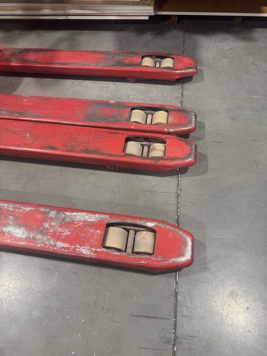 Транспалетна количка 2500кг