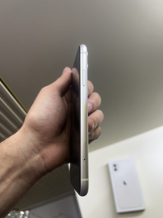 Продам IPhone 11 128gb не вскрывался