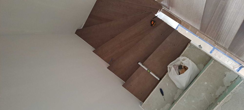 trepte contratrepte din lemn masiv