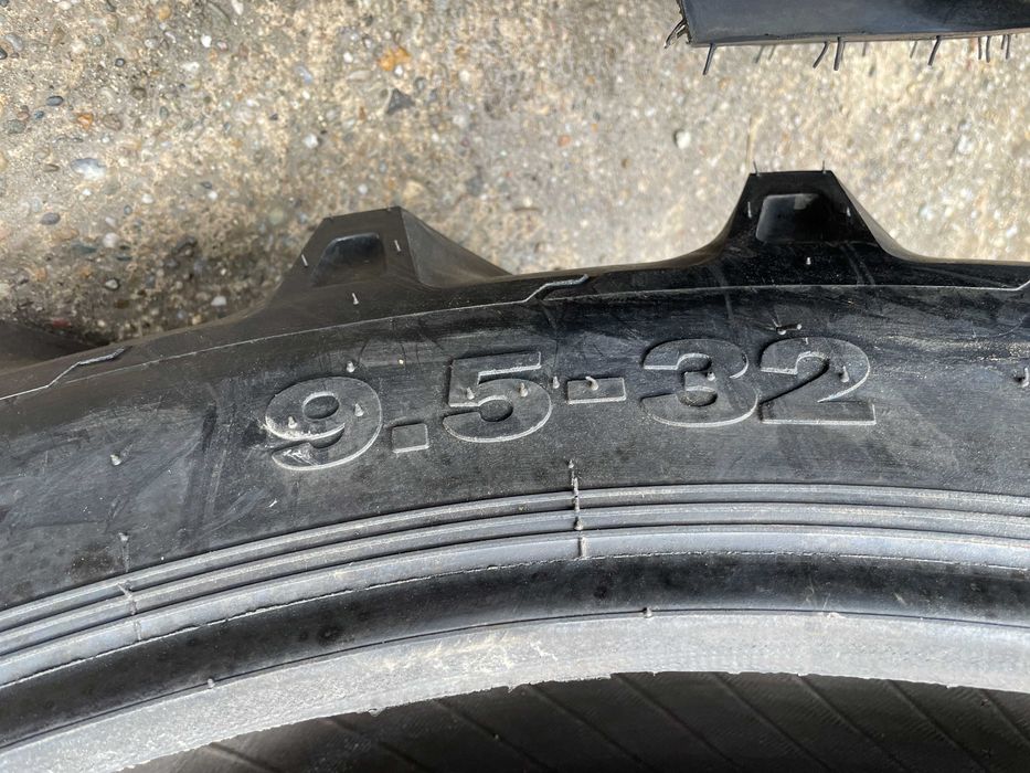 Anvelope noi 9.5-32 cu 8 pliuri marca OZKA pentru tractor spate